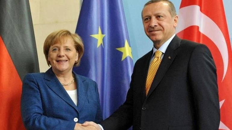 Στο Βερολίνο στραμμένα τα βλέμματα για τη συνάντηση Μέρκελ – Ερντογάν